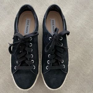 Women’s Steve Madden fashion sneaker